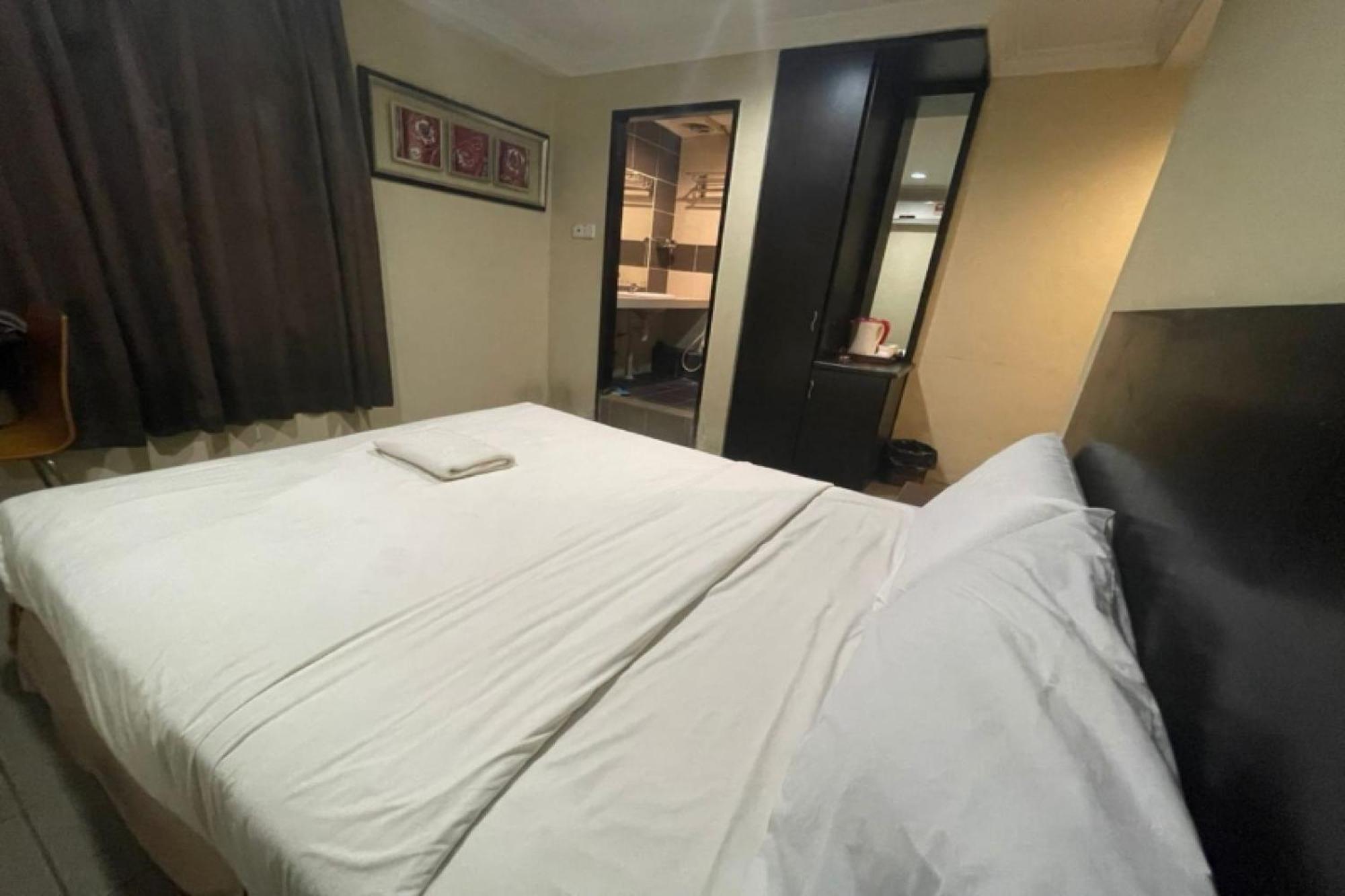 Oyo 90411 Perdana Hotel Labuan Zewnętrze zdjęcie