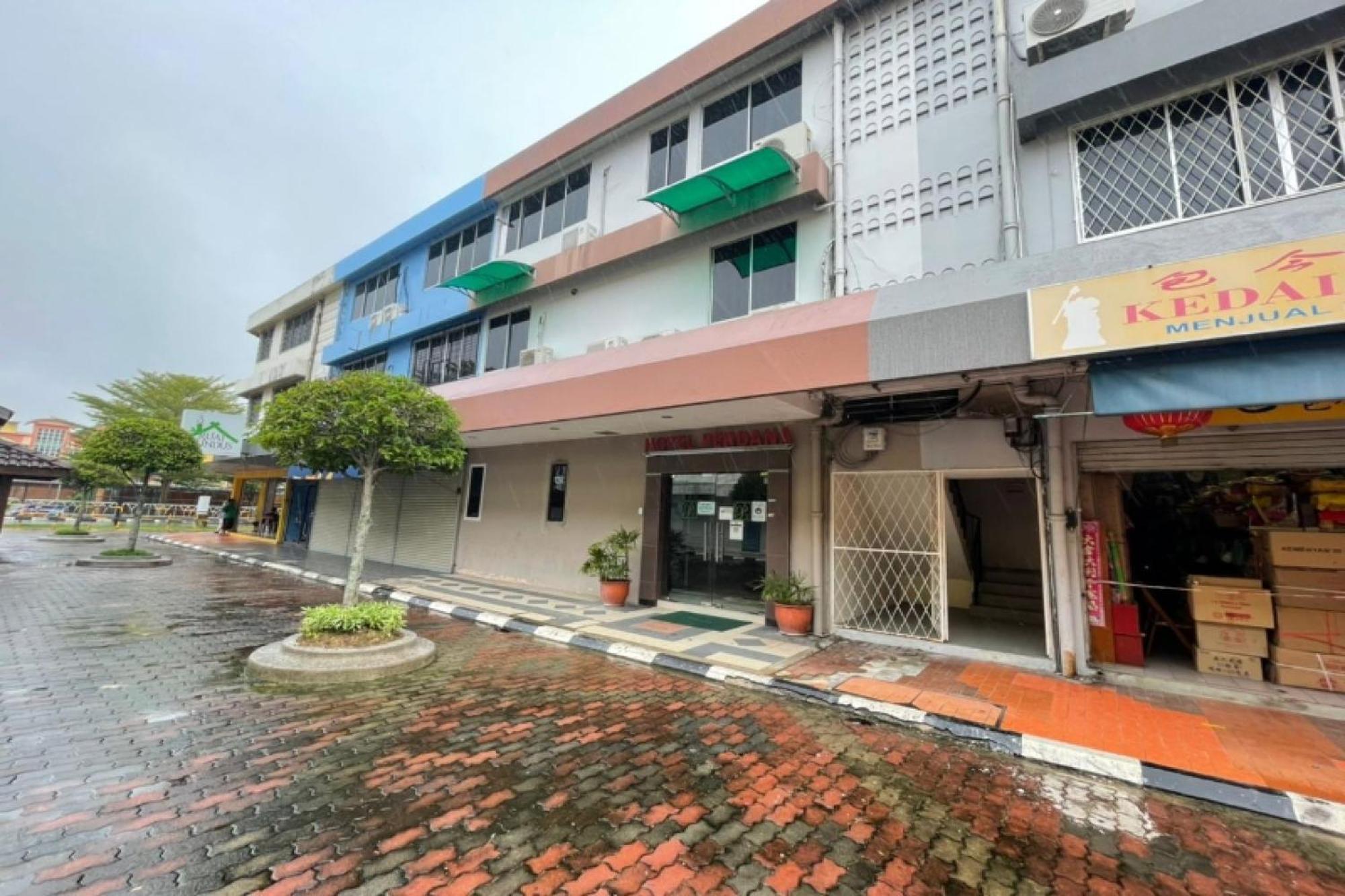 Oyo 90411 Perdana Hotel Labuan Zewnętrze zdjęcie