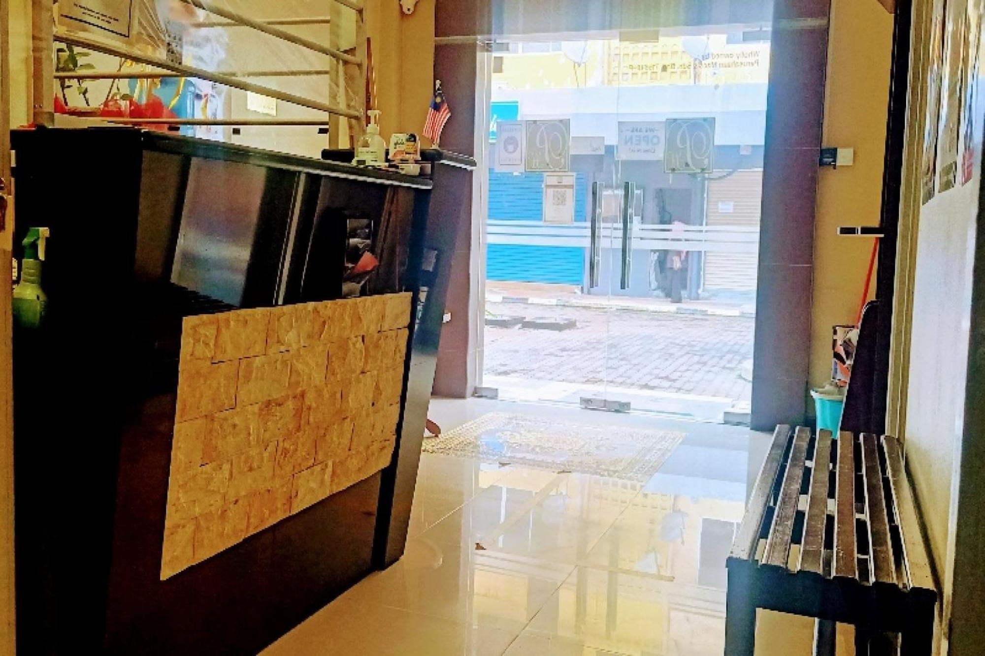Oyo 90411 Perdana Hotel Labuan Zewnętrze zdjęcie